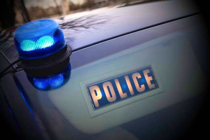La Ciotat : menacé par le véhicule d'un fuyard après un refus d'obtempérer, un policier ouvre le feu