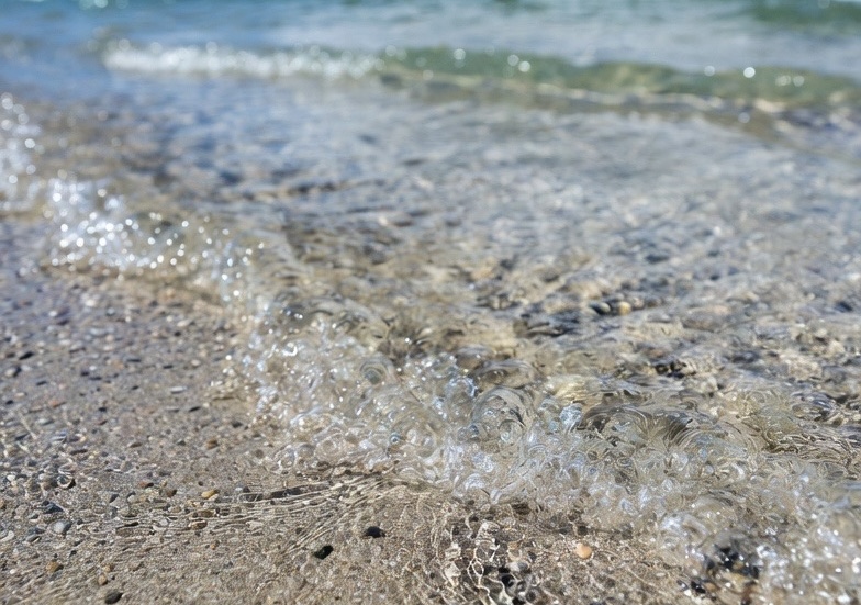 Saint-Cyr-sur-Mer : des baigneurs se plaignent d'une pollution sur les plages